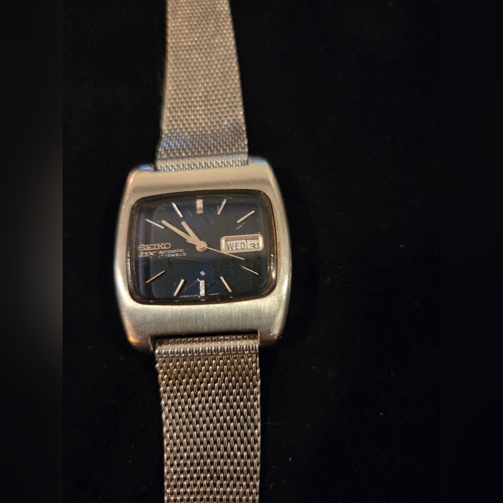 Vintage Seiko 6106-5419 Steel TV Dial Blue Men’s Watch 17 Jewels Automatic Water